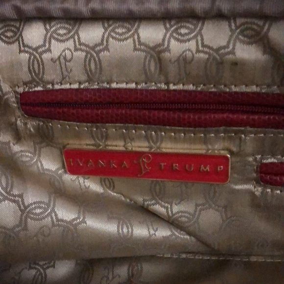 NWOT IVANKA TRUMP purse and bag - Picture 3 of 10
